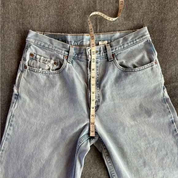 Vintage Levi’s 550 Jeans - Picture 9 of 10